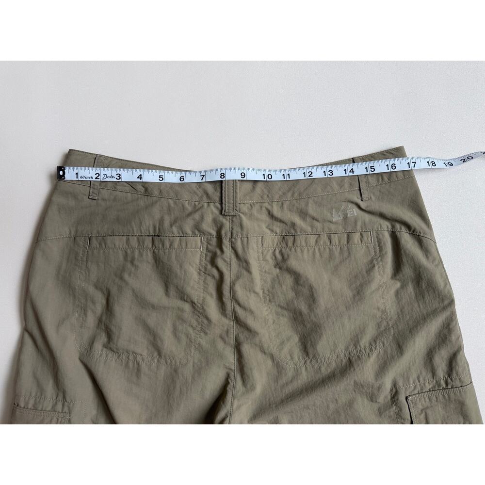 REI Co-op Women's Beige Sahara Cargo Hiking Bermuda Shorts Size 12 - Picture 10 of 13